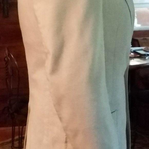 Haralson Park Clothes White Summer Jacket - Picture 2 of 5